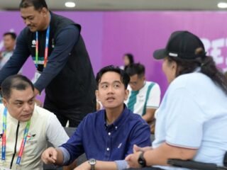 Gibran Janjikan Lanjutkan Proyek Paralympic Coaching Center