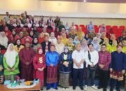 Semarak Hardiknas di Disdik Provinsi Sumsel, Senam Kreasi dan Stand Up Comedy Pererat Kebersamaan
